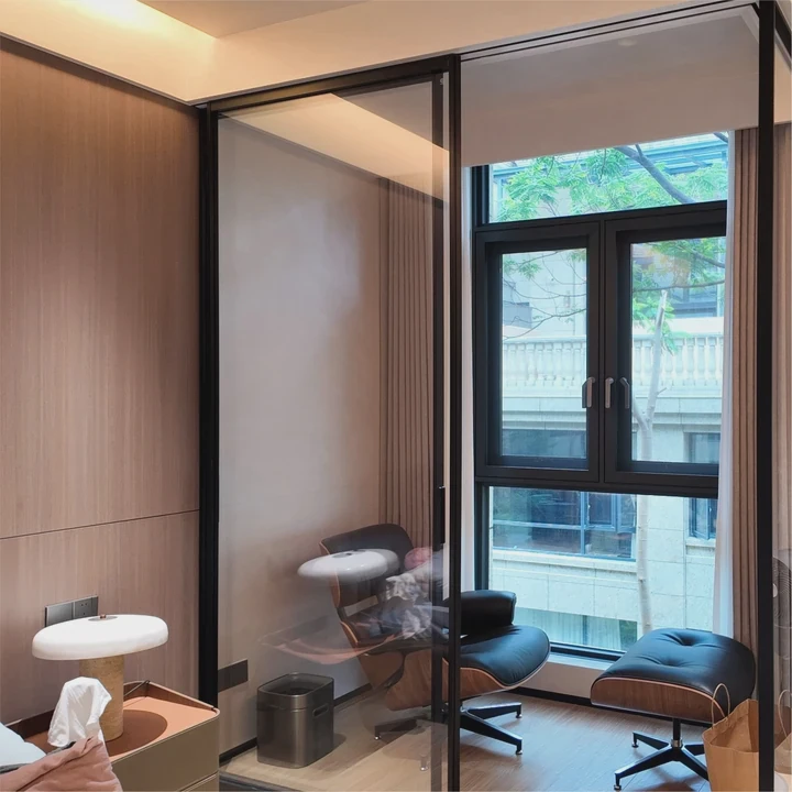 Soundproof Aluminum Swing Window